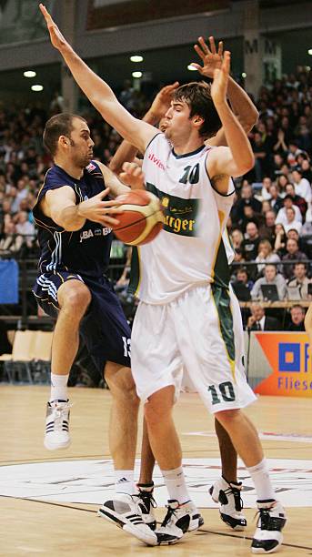 奏与压倒性 奏与压倒性