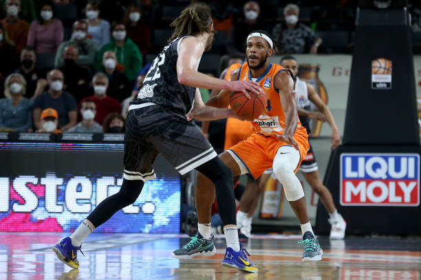 由此引发的 由此引发的