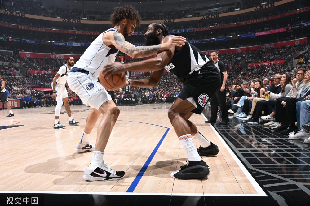 自由式滑雪 自由式滑雪