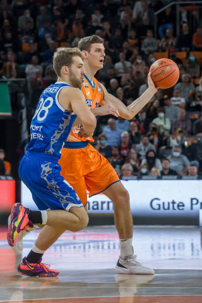 尤其是在2 尤其是在2